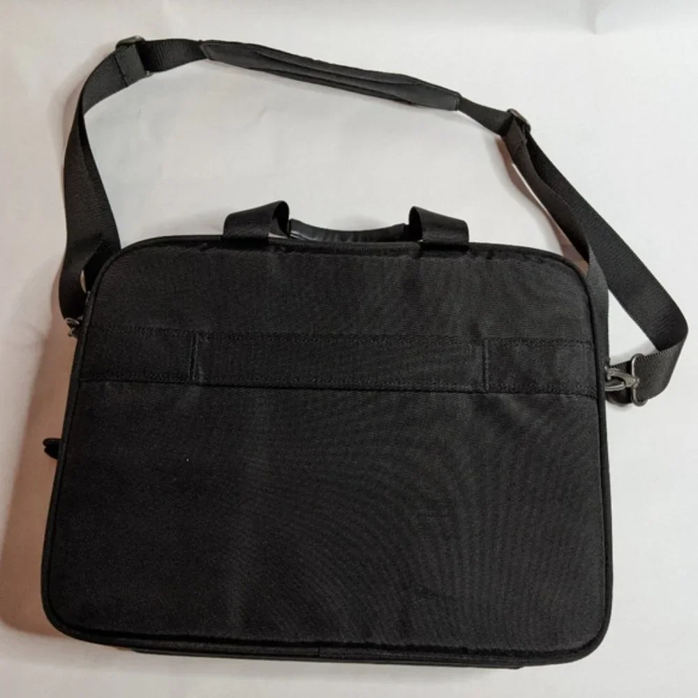 Brenthaven Elliot Deluxe Laptop Bag